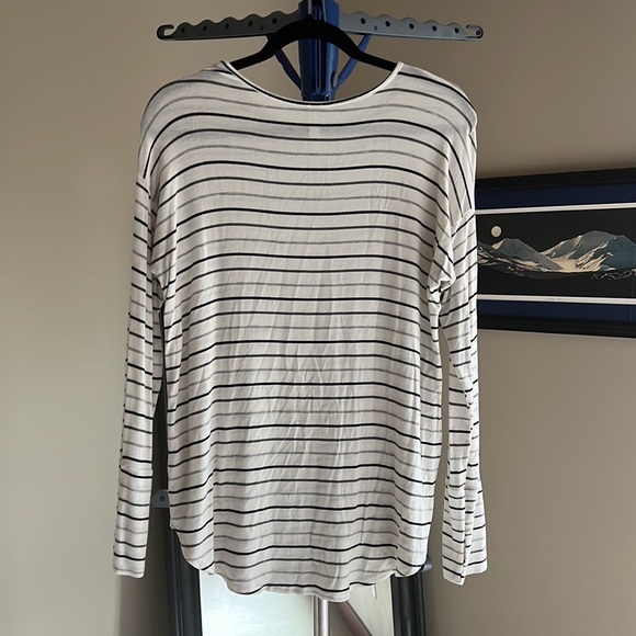 Women's Long sleeve Tee - Picture 2 of 4